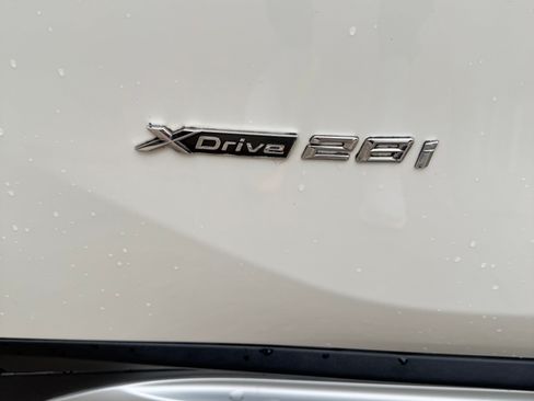 Used 2018 BMW X1 xDrive28i AWD/4WD image 24