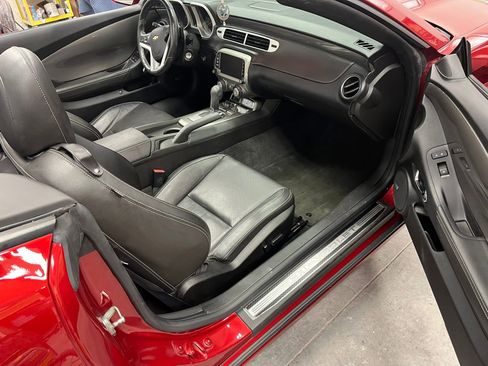 Used 2015 Chevrolet Camaro SS w/ RS Package RWD image 9