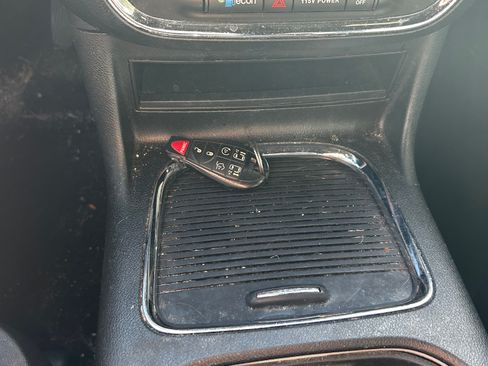 Used 2017 Dodge Grand Caravan GT image 17