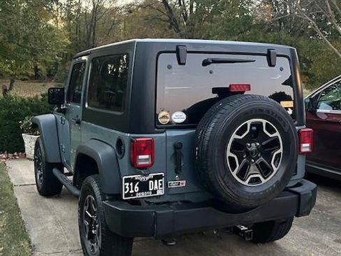 Used 2015 Jeep Wrangler Sport w/ Connectivity Group image 4