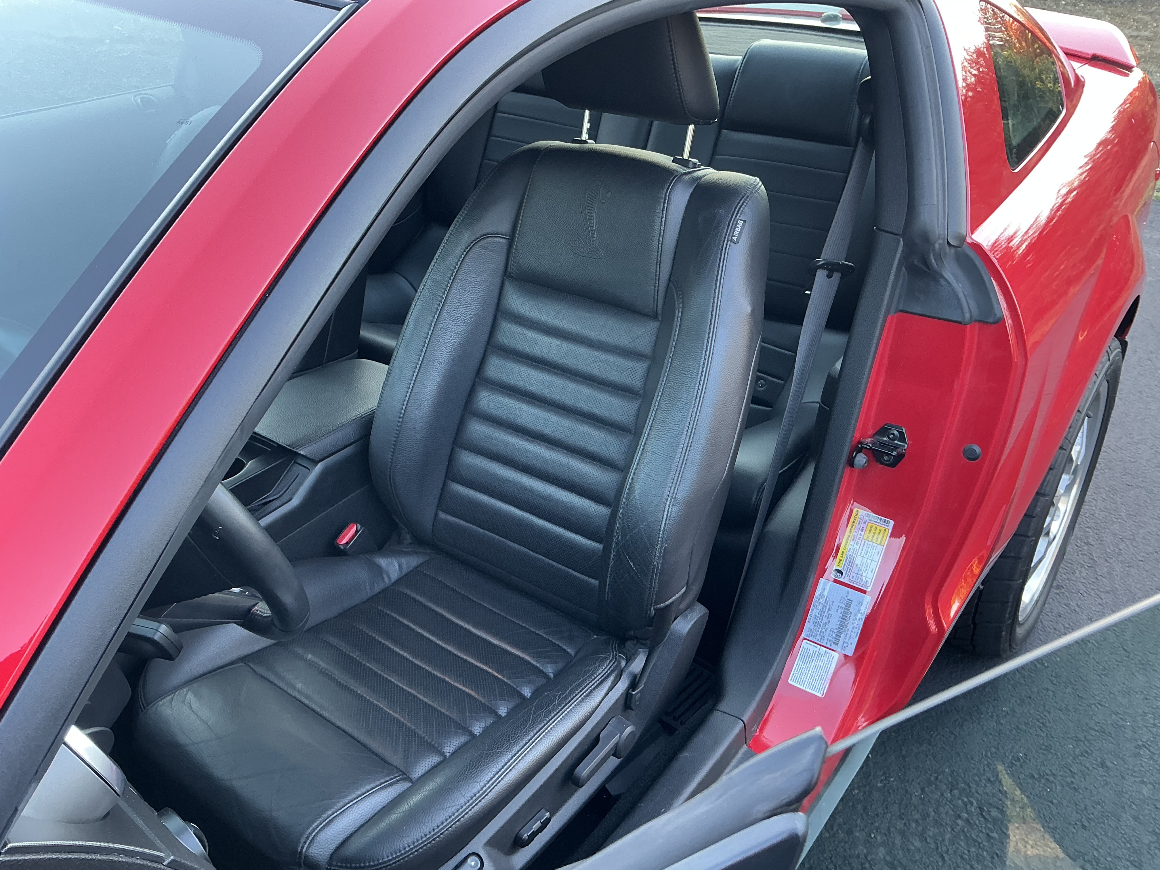 Used 2007 Ford Mustang Shelby GT500 RWD image 10