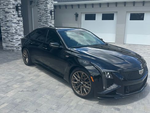 Used 2025 Cadillac CT5 V Blackwing w/ Super Cruise 1 Package RWD image 4