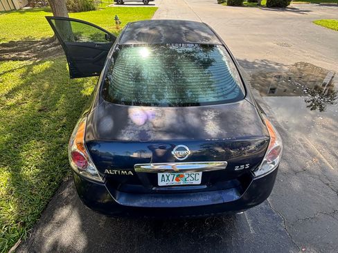 Used 2011 Nissan Altima 2.5 S image 10