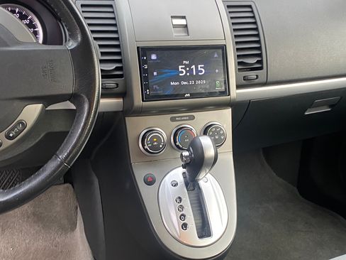 Used 2012 Nissan Sentra 2.0 SR w/ Special Edition Pkg image 9