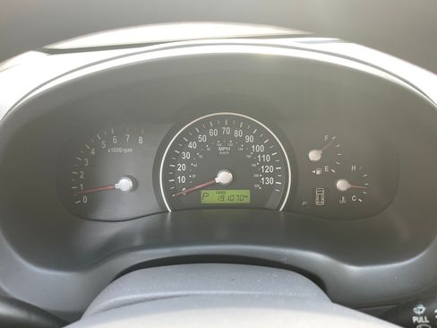 Used 2007 Kia Sedona LX image 13