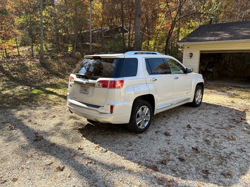 Used 2016 GMC Terrain Denali image 8