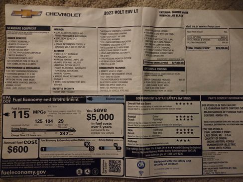 Used 2023 Chevrolet Bolt EUV LT w/ Driver Confidence Package image 21