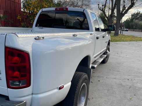 Used 2005 Dodge Ram 3500 Truck SLT w/ Quad Cab Big Horn Value Group image 15