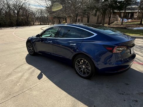 Used 2019 Tesla Model 3 Long Range image 12