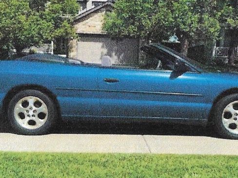 Used 1998 Chrysler Sebring JX image 2