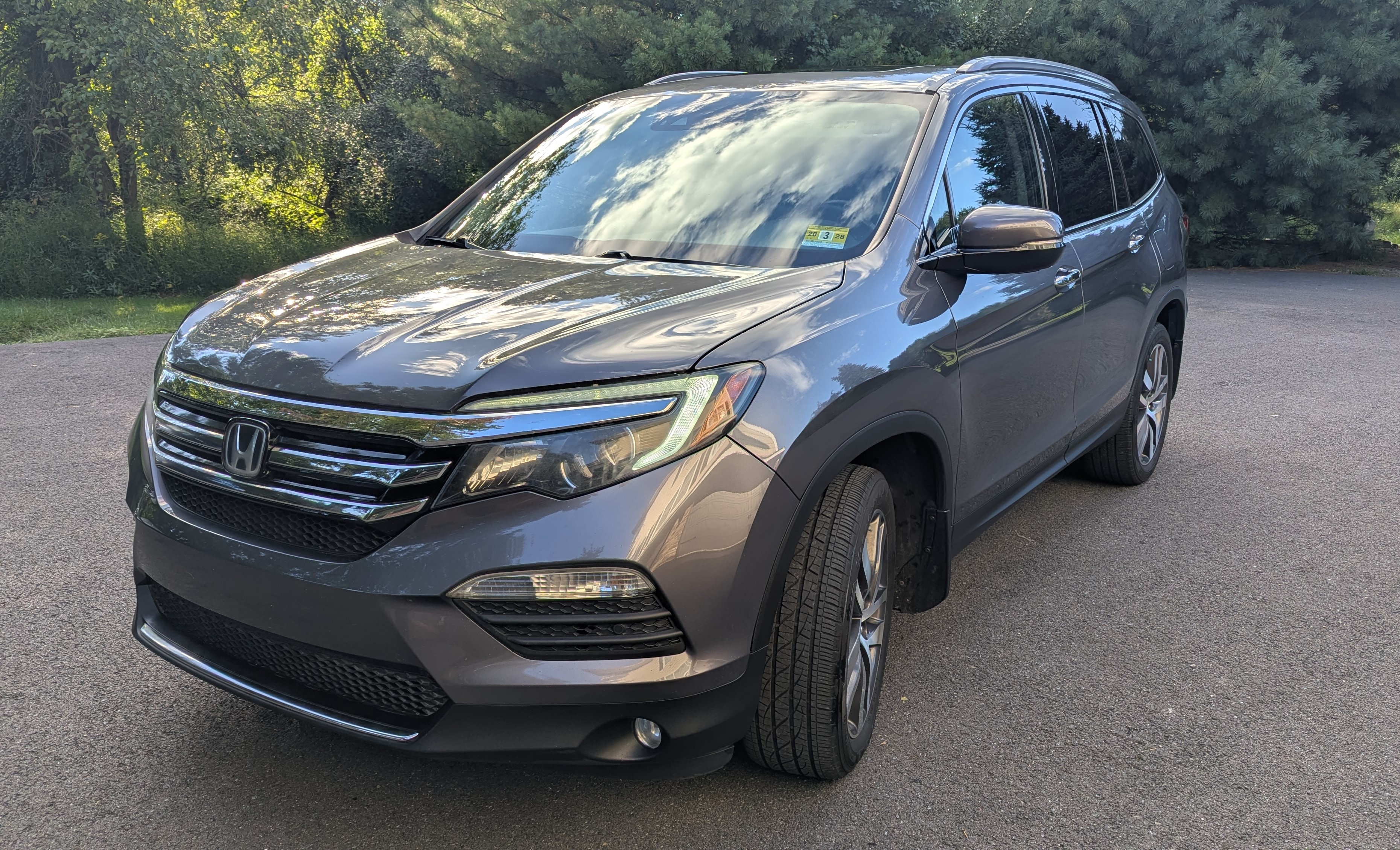 Used 2016 Honda Pilot Elite image 2