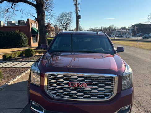 Used 2018 GMC Yukon Denali w/ Open Road Package image 5
