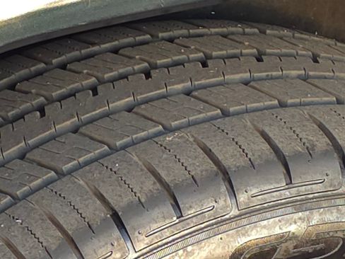 Used 2014 Jeep Grand Cherokee Limited w/ Luxury Group II image 25