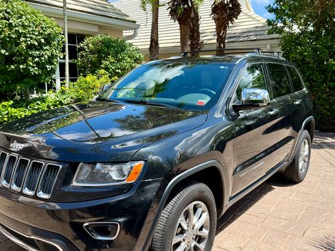 Used 2016 Jeep Grand Cherokee Limited AWD/4WD image 14