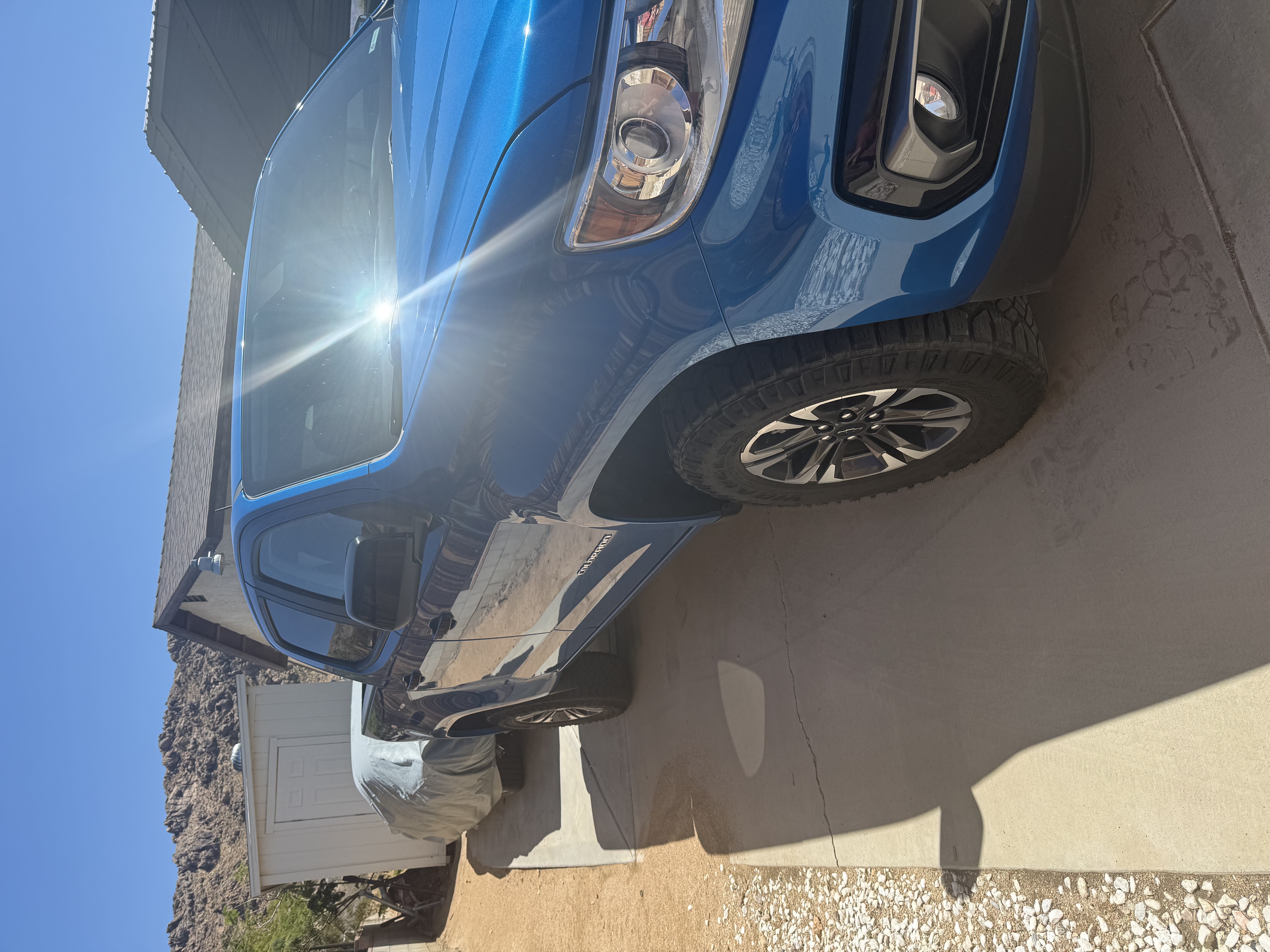 Used 2022 Chevrolet Colorado Z71 AWD/4WD image 4