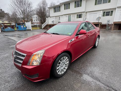 Used 2011 Cadillac CTS Luxury image 2