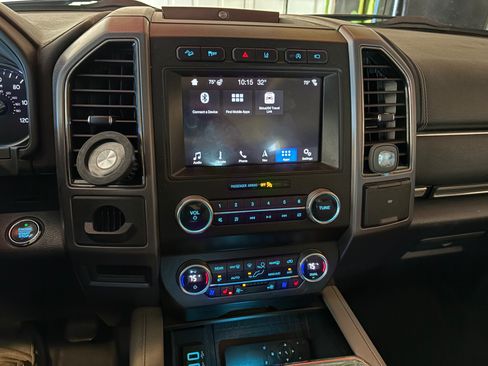 Used 2019 Ford Expedition Max Platinum image 6