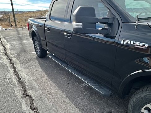 Used 2018 Ford F150 Lariat w/ Equipment Group 502A Luxury image 6