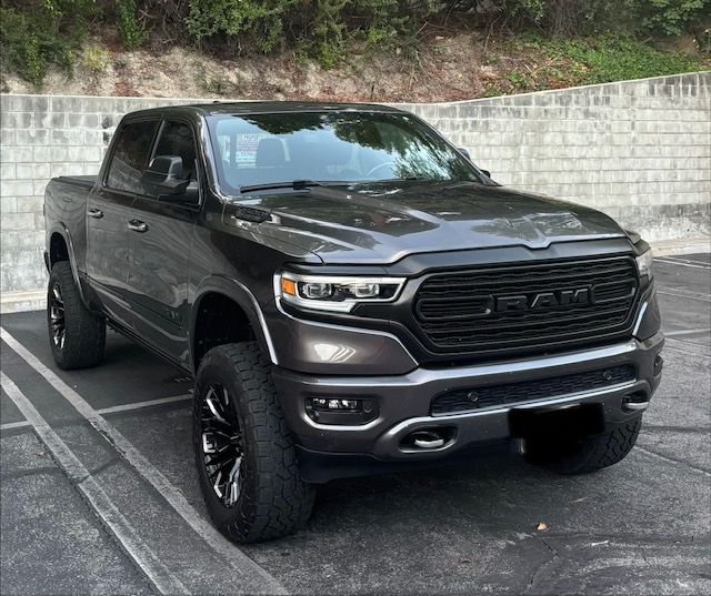 Used 2022 RAM 1500 Limited w/ Trailer Tow Group (B) AWD/4WD image 1