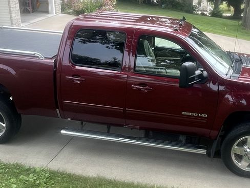Used 2014 GMC Sierra 2500 SLT w/ SLT Convenience Package AWD/4WD image 1