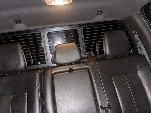 Used 2012 Ford F350 Lariat image 16