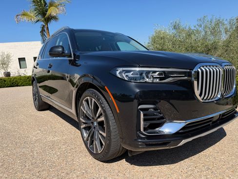 Used 2019 BMW X7 xDrive50i w/ Premium Package image 1