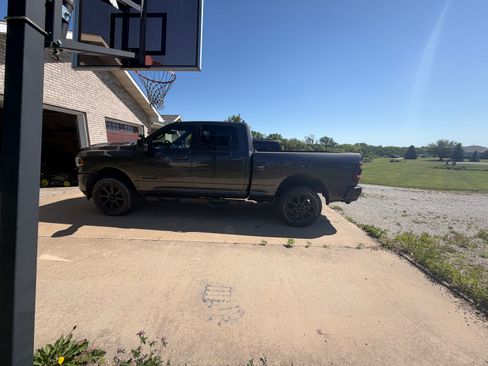 Used 2024 RAM 2500 Laramie w/ Night Edition AWD/4WD image 1