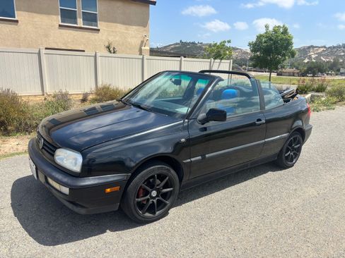 Used 1996 Volkswagen Cabrio FWD image 5