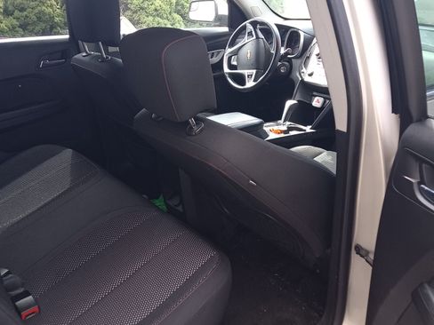 Used 2012 Chevrolet Equinox LT w/ Driver Convenience Package image 2