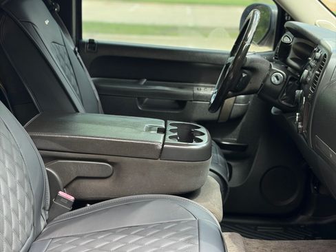 Used 2011 GMC Sierra 1500 SLE w/ Power Tech Package image 10