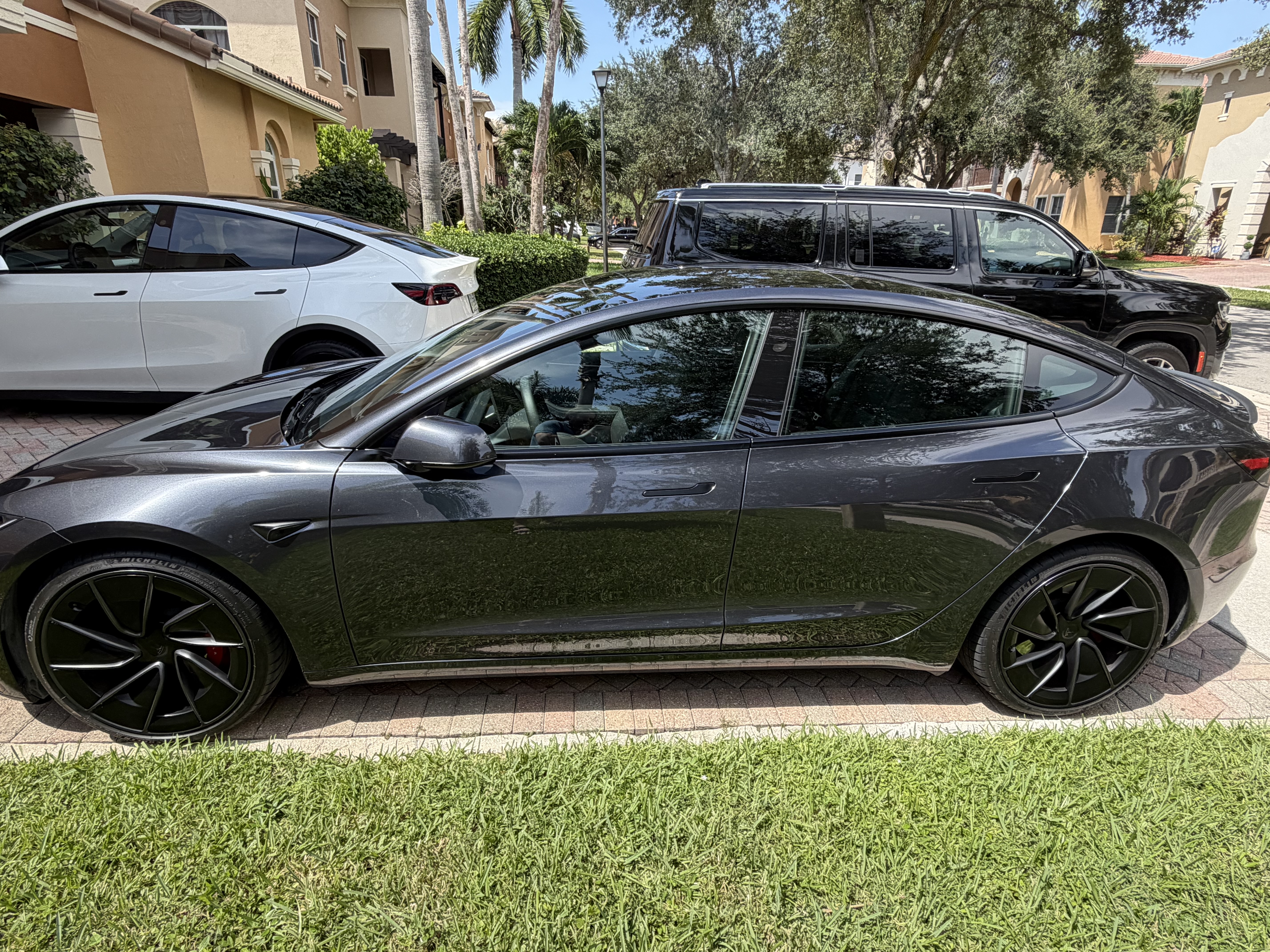 Used 2024 Tesla Model 3 Performance AWD/4WD image 2
