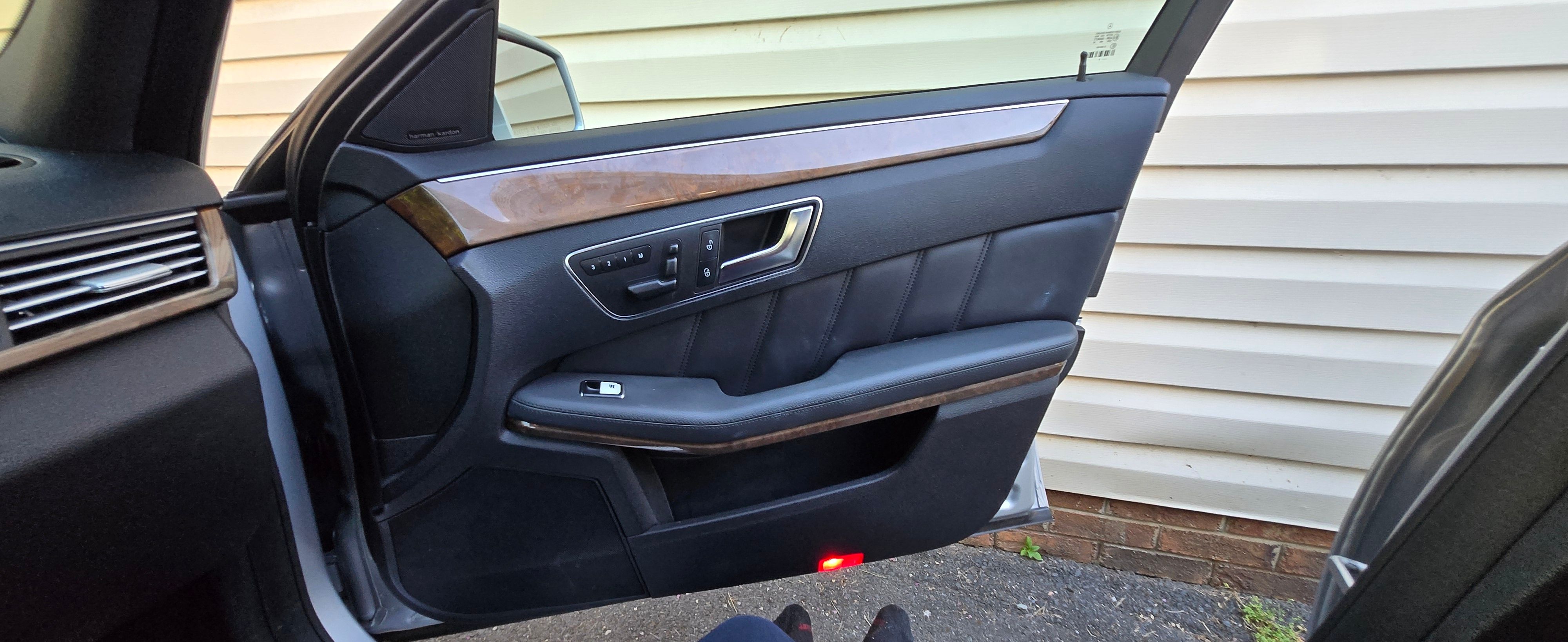 Used 2012 Mercedes-Benz E 350 Sedan image 22