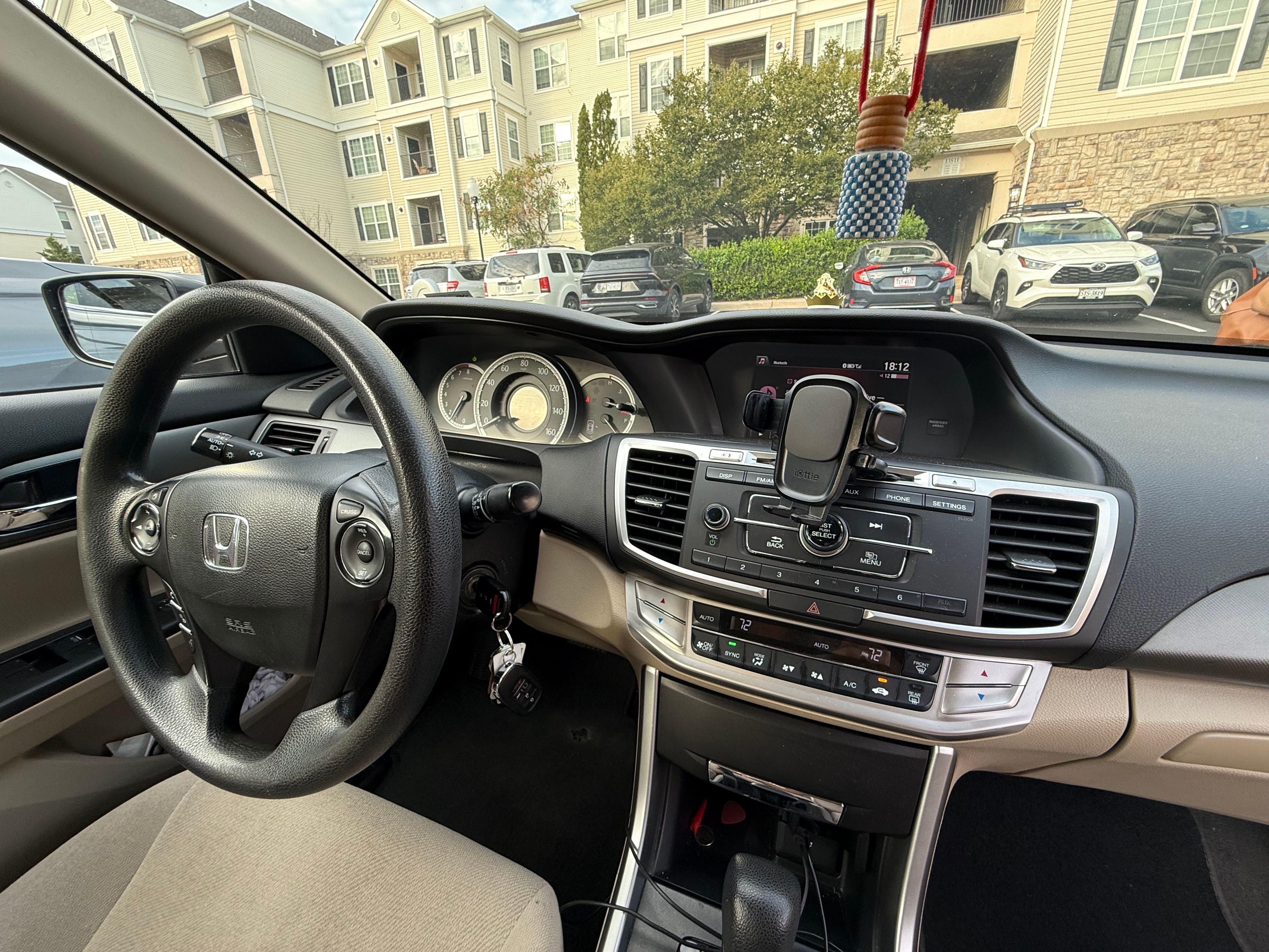 Used 2013 Honda Accord LX image 11