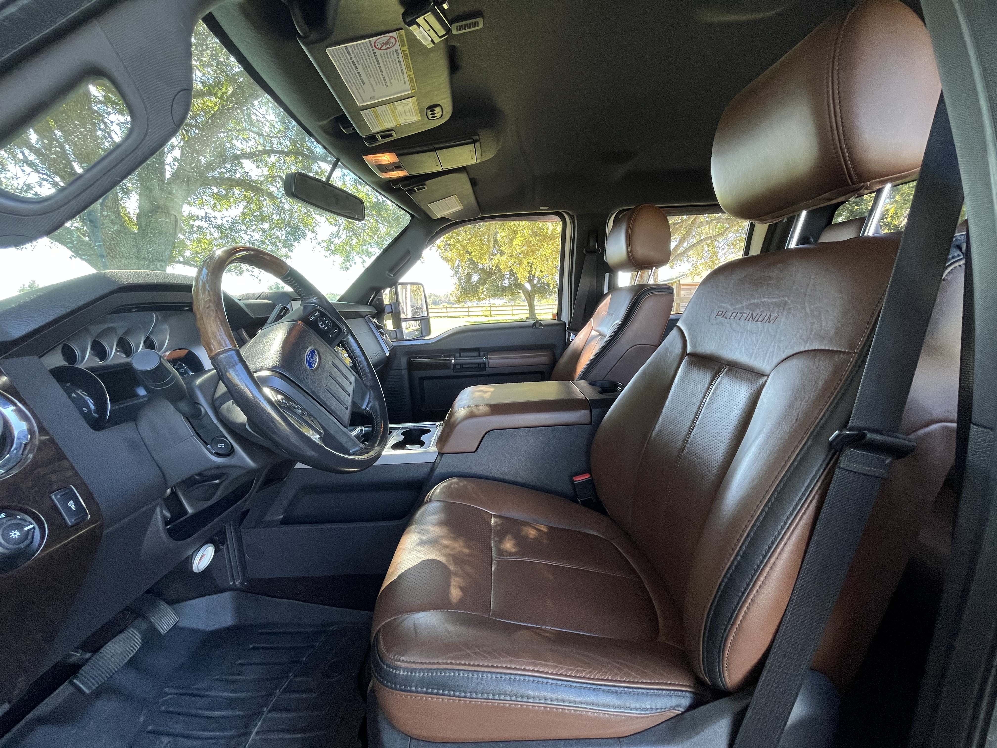 Used 2016 Ford F350 Platinum AWD/4WD image 5