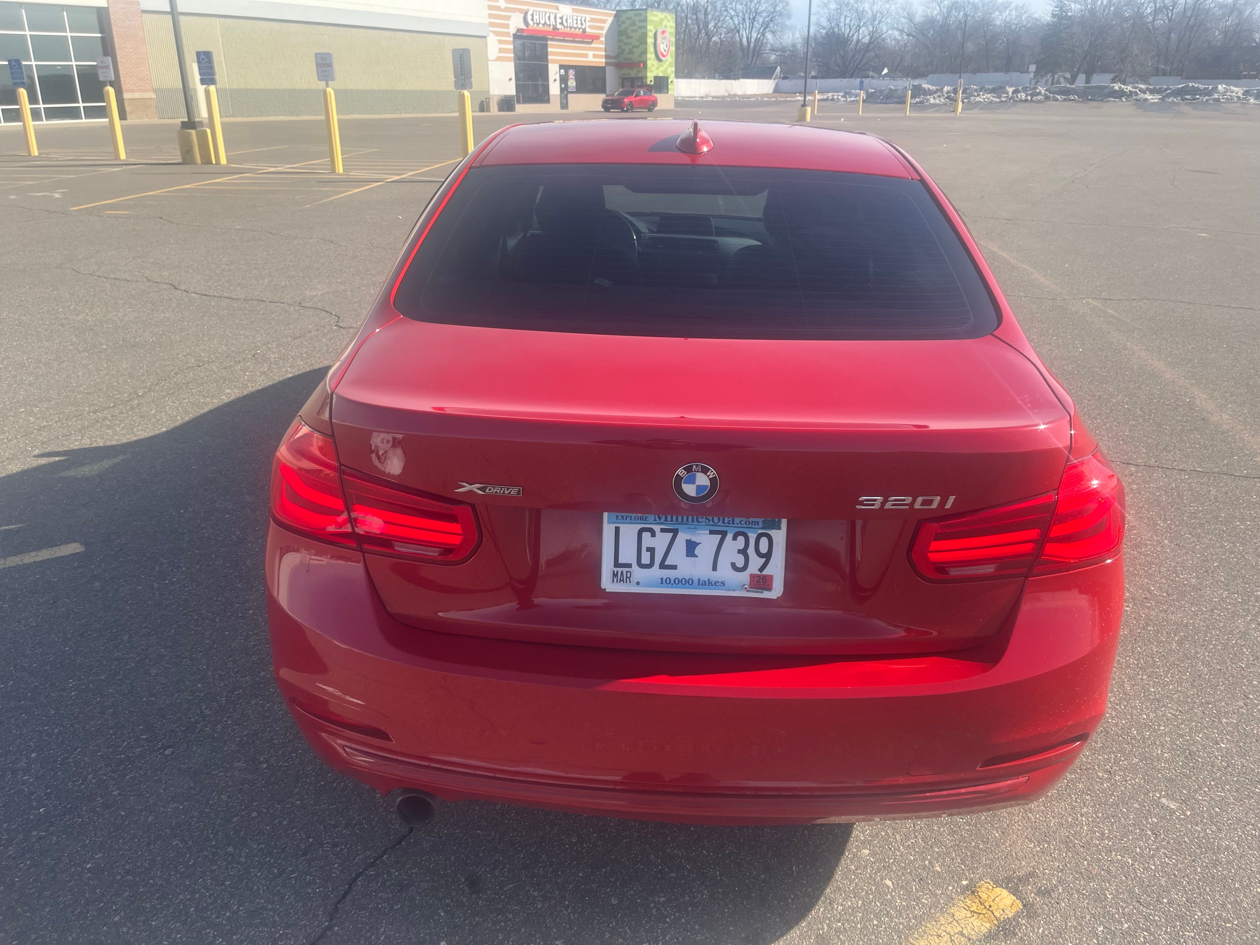 Used 2016 BMW 320i xDrive Sedan AWD/4WD image 16