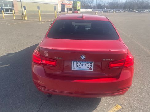 Used 2016 BMW 320i xDrive Sedan AWD/4WD image 16