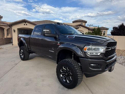 Used 2024 RAM 2500 Big Horn w/ Level 2 Equipment Group AWD/4WD image 5