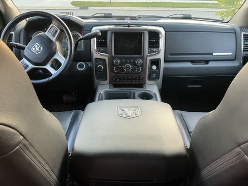Used 2018 RAM 3500 Laramie AWD/4WD image 11