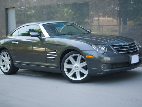 Used 2004 Chrysler Crossfire Coupe RWD image 1