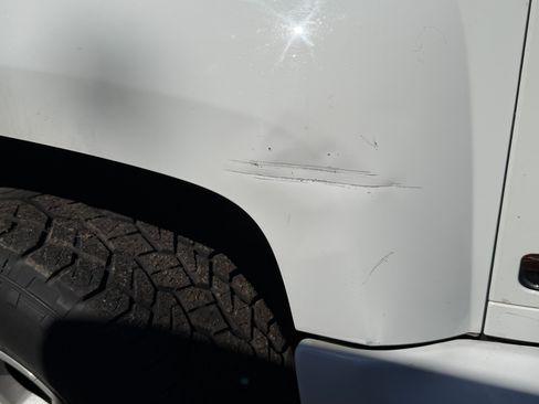 Used 2018 Chevrolet Silverado 1500 LT w/ Texas Edition image 5