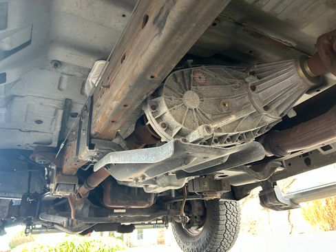 Used 2004 Ford Excursion Limited image 19