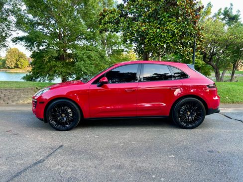 Used 2018 Porsche Macan S AWD/4WD image 6