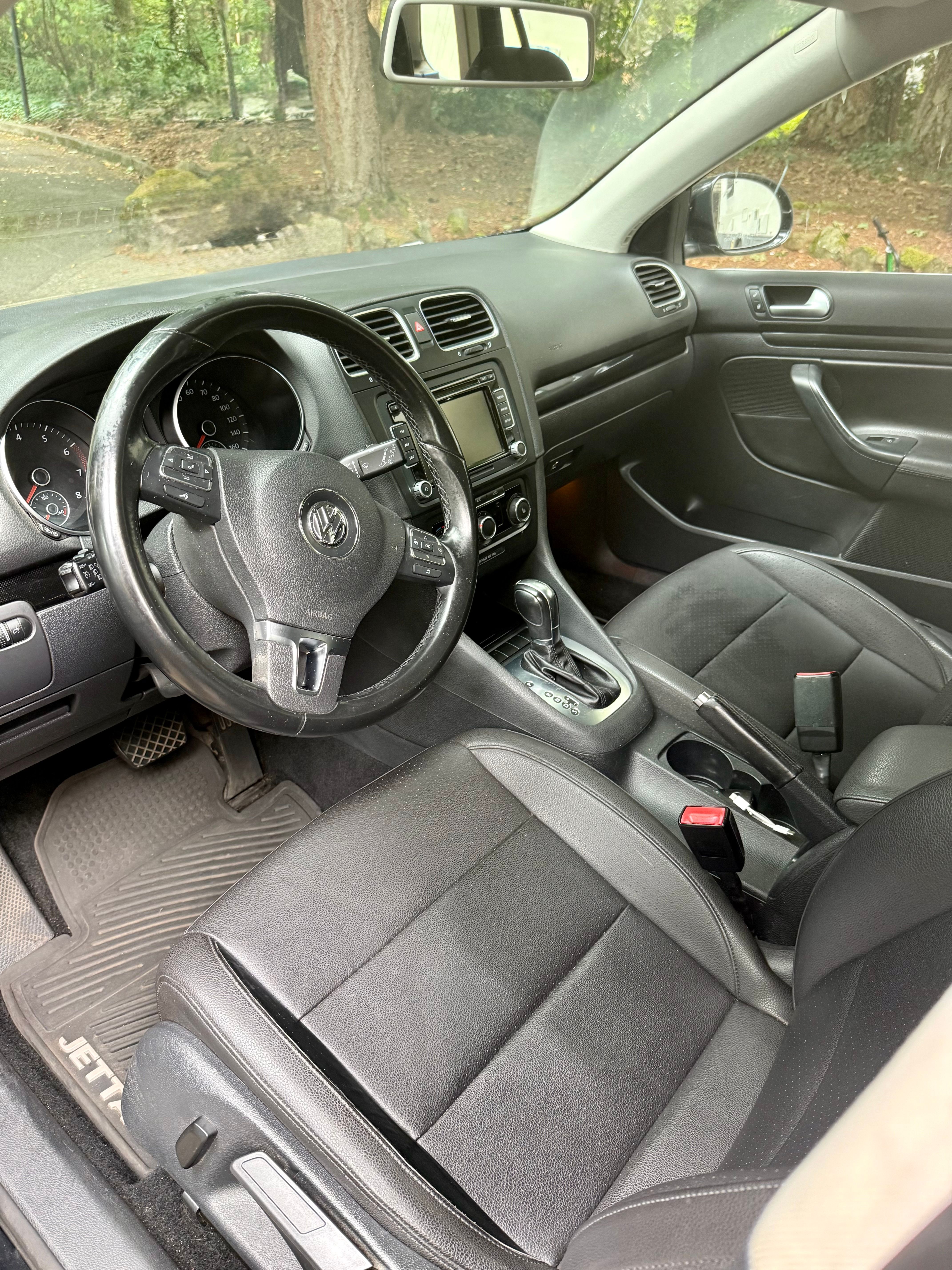 Used 2013 Volkswagen Jetta SE FWD image 11