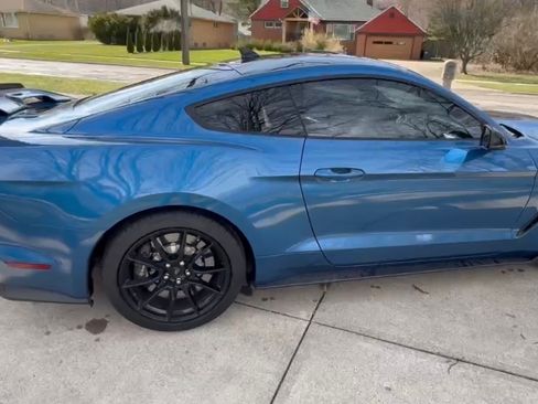 Used 2020 Ford Mustang Shelby GT350 w/ Technology Package image 2