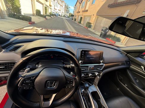 Used 2020 Honda Accord Sport image 15