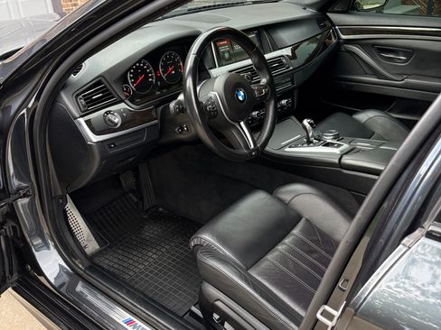 Used 2015 BMW M5 RWD image 19