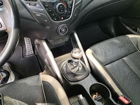 Used 2015 Hyundai Veloster Turbo w/ Option Group 04 image 11