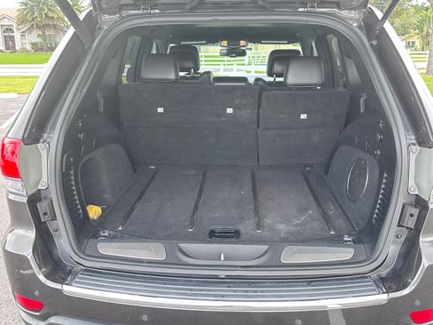 Used 2015 Jeep Grand Cherokee Limited image 17