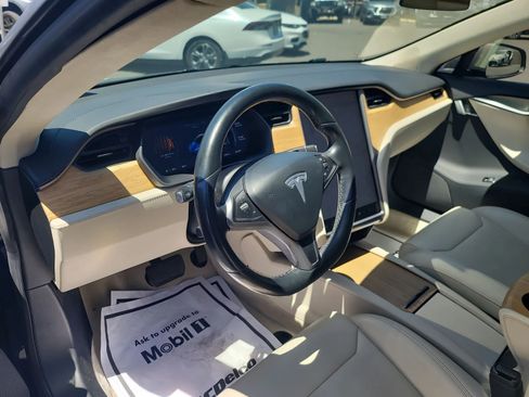Used 2018 Tesla Model S 75D image 6