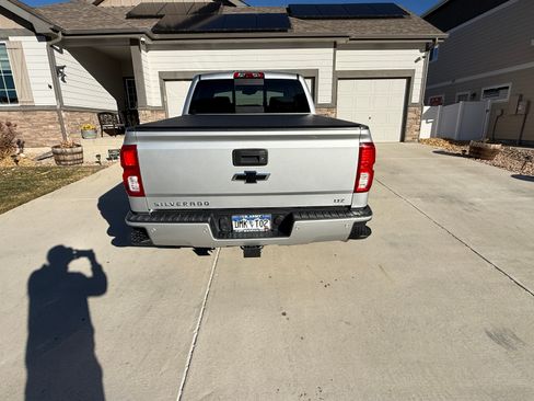 Used 2016 Chevrolet Silverado 1500 LTZ Z71 w/ LTZ Plus Package image 5